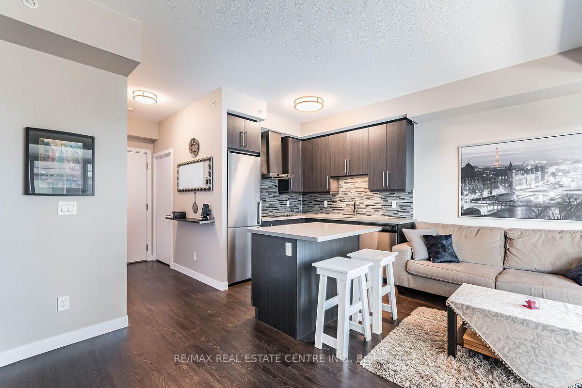 2087 Fairview Street, #1210