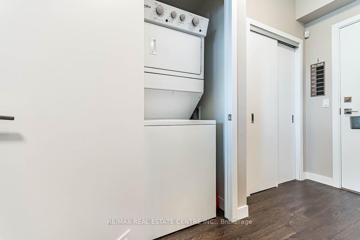 2087 Fairview Street, #1210