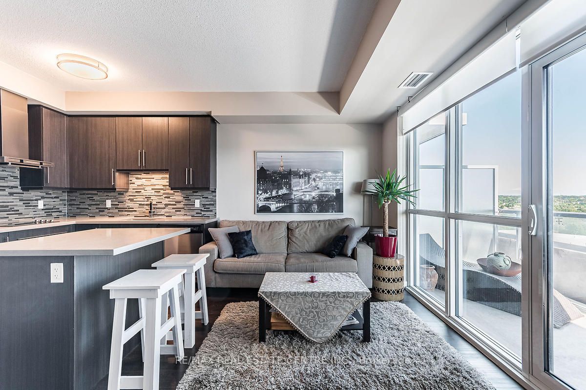 2087 Fairview Street, #1210