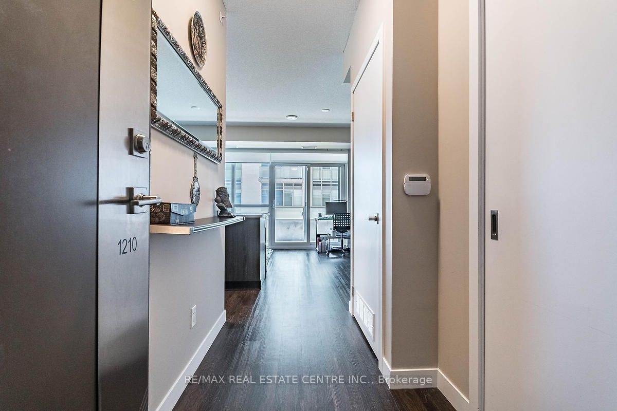 2087 Fairview Street, #1210