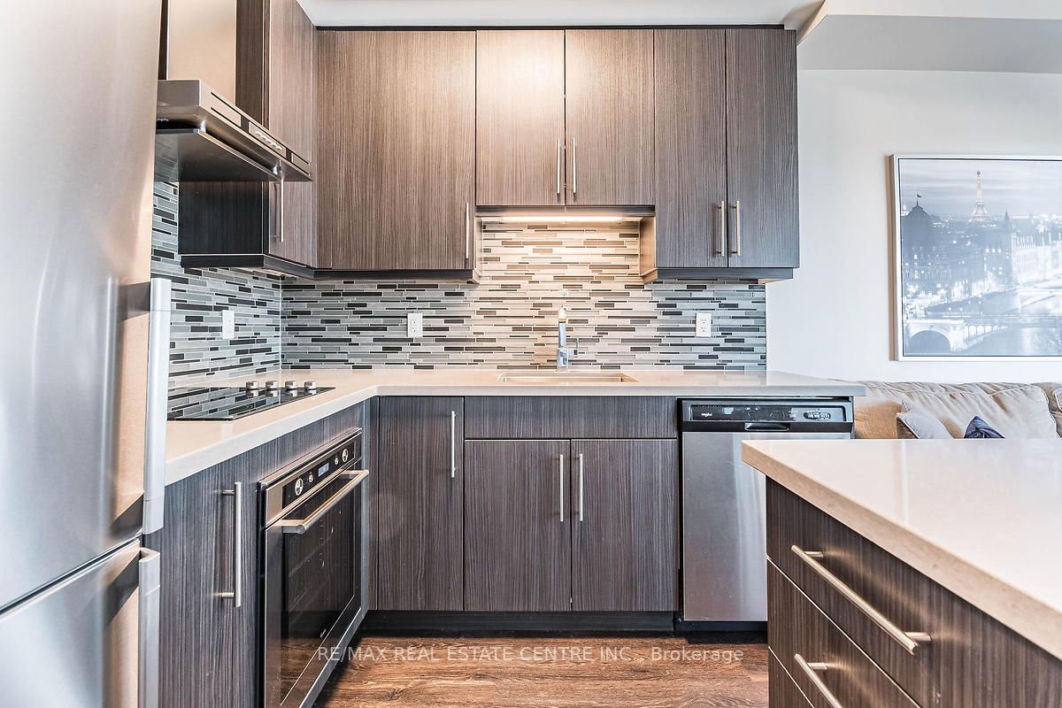 2087 Fairview Street, #1210