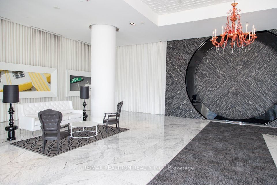 90 Park Lawn Rd, #2805