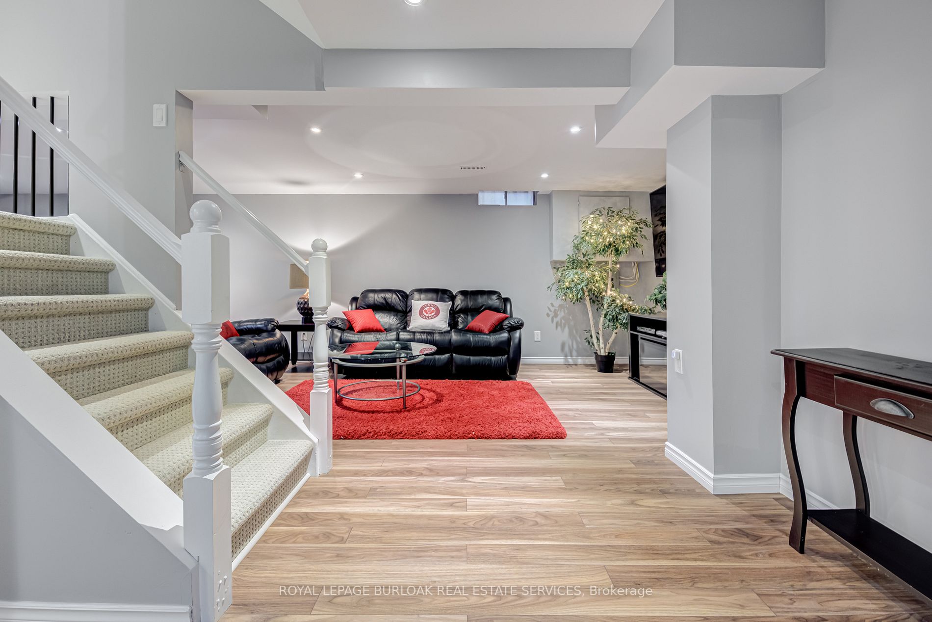 3148 Pinemeadow Drive