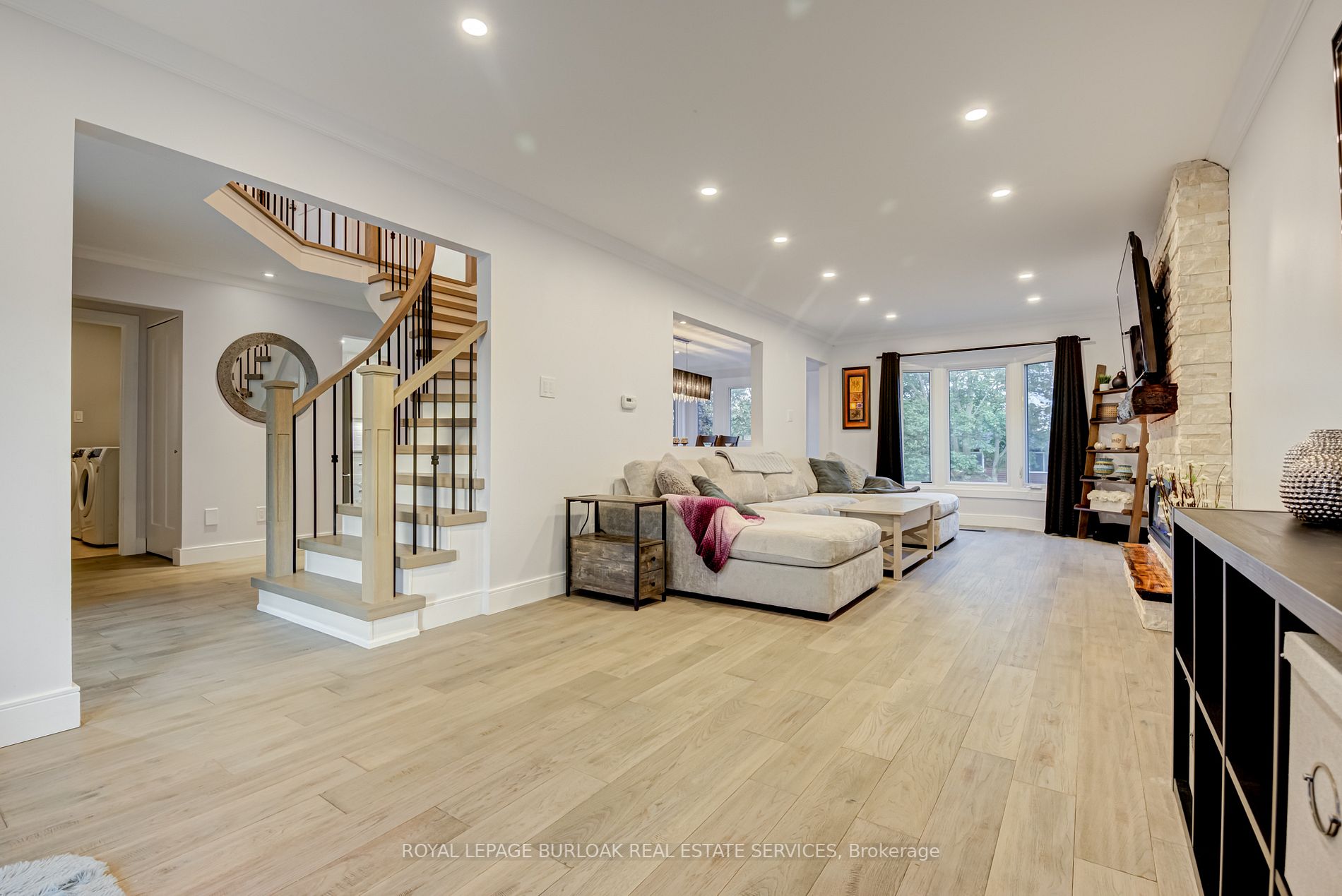 3148 Pinemeadow Drive