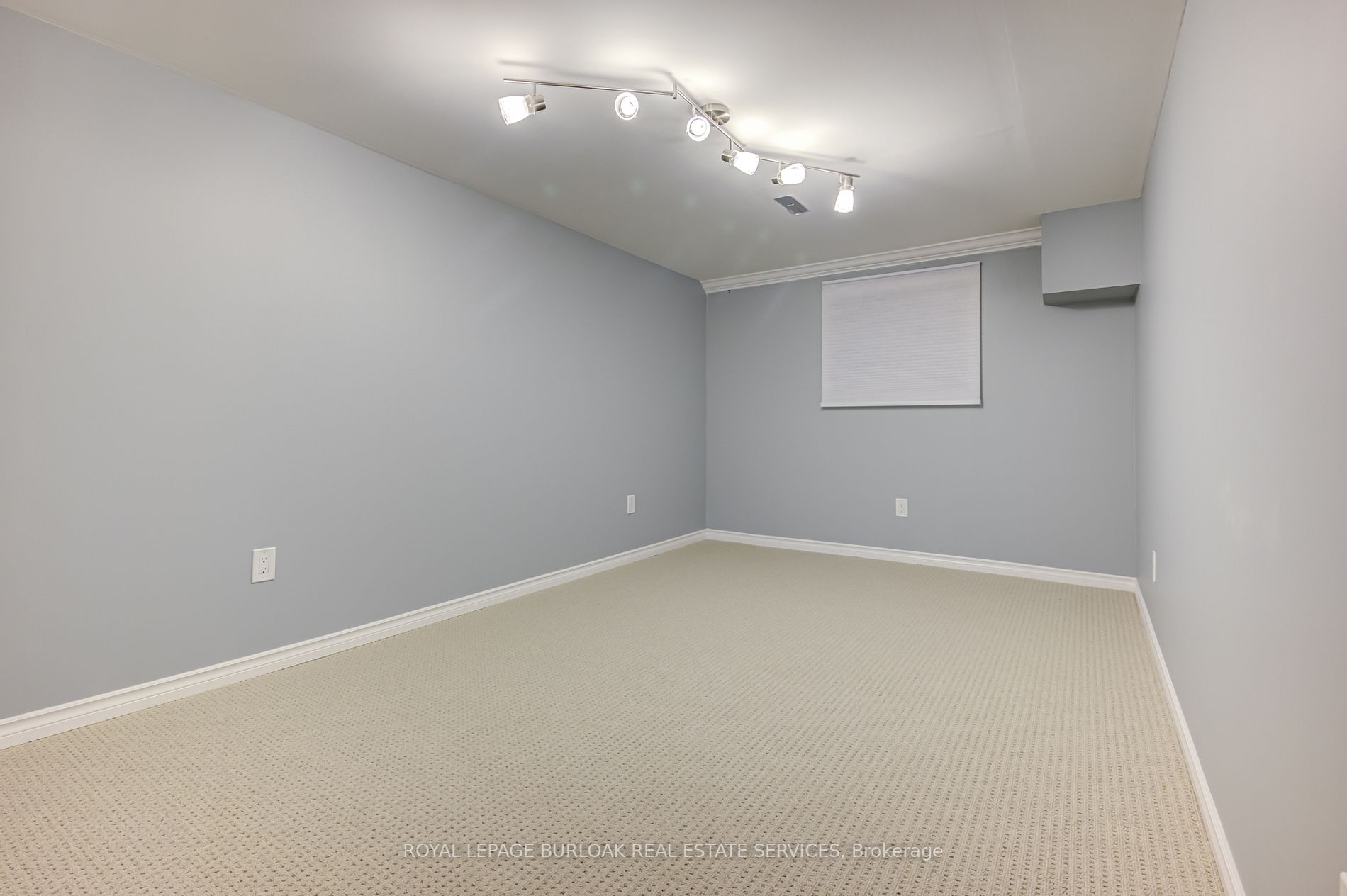 3148 Pinemeadow Drive