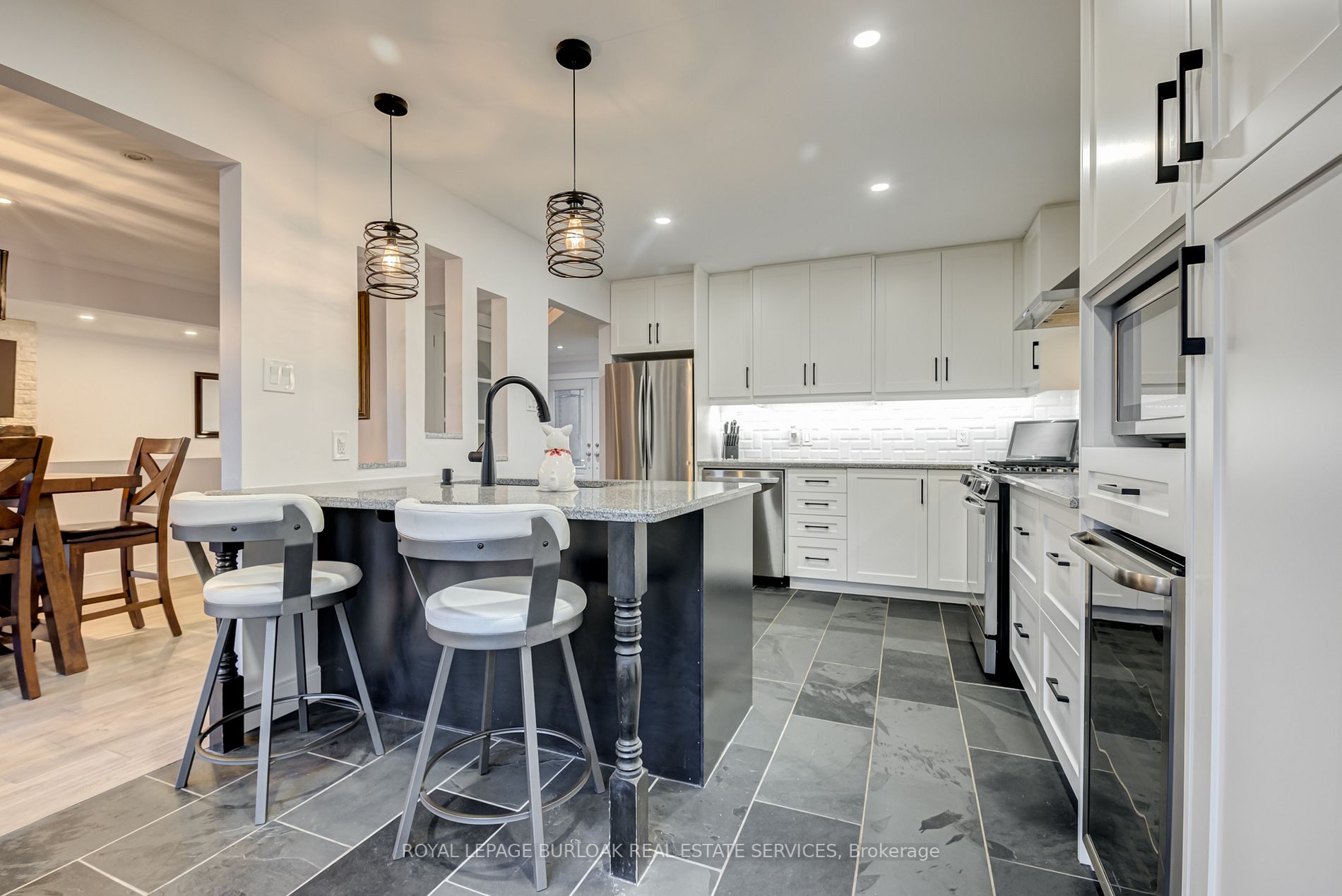 3148 Pinemeadow Drive