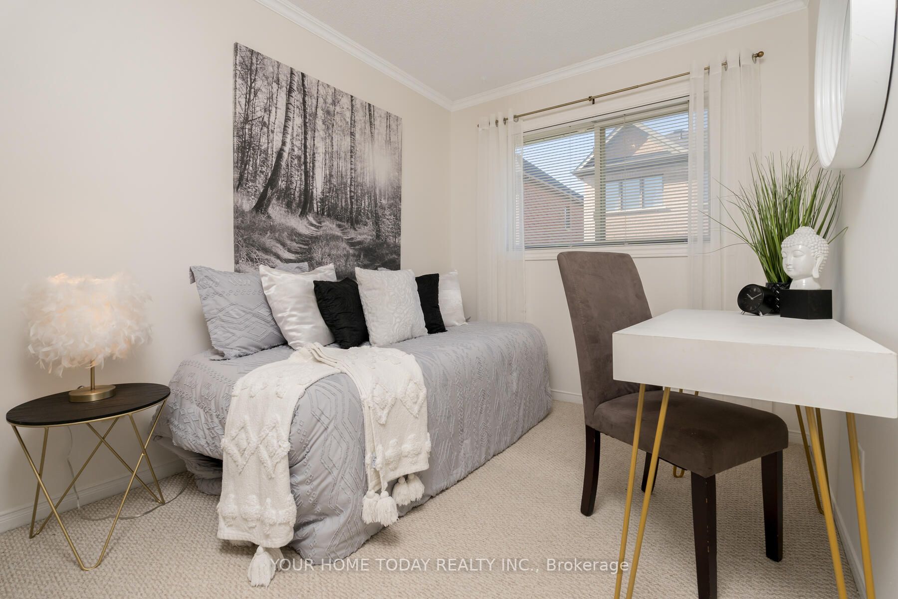 9A Robert Lane, #9
