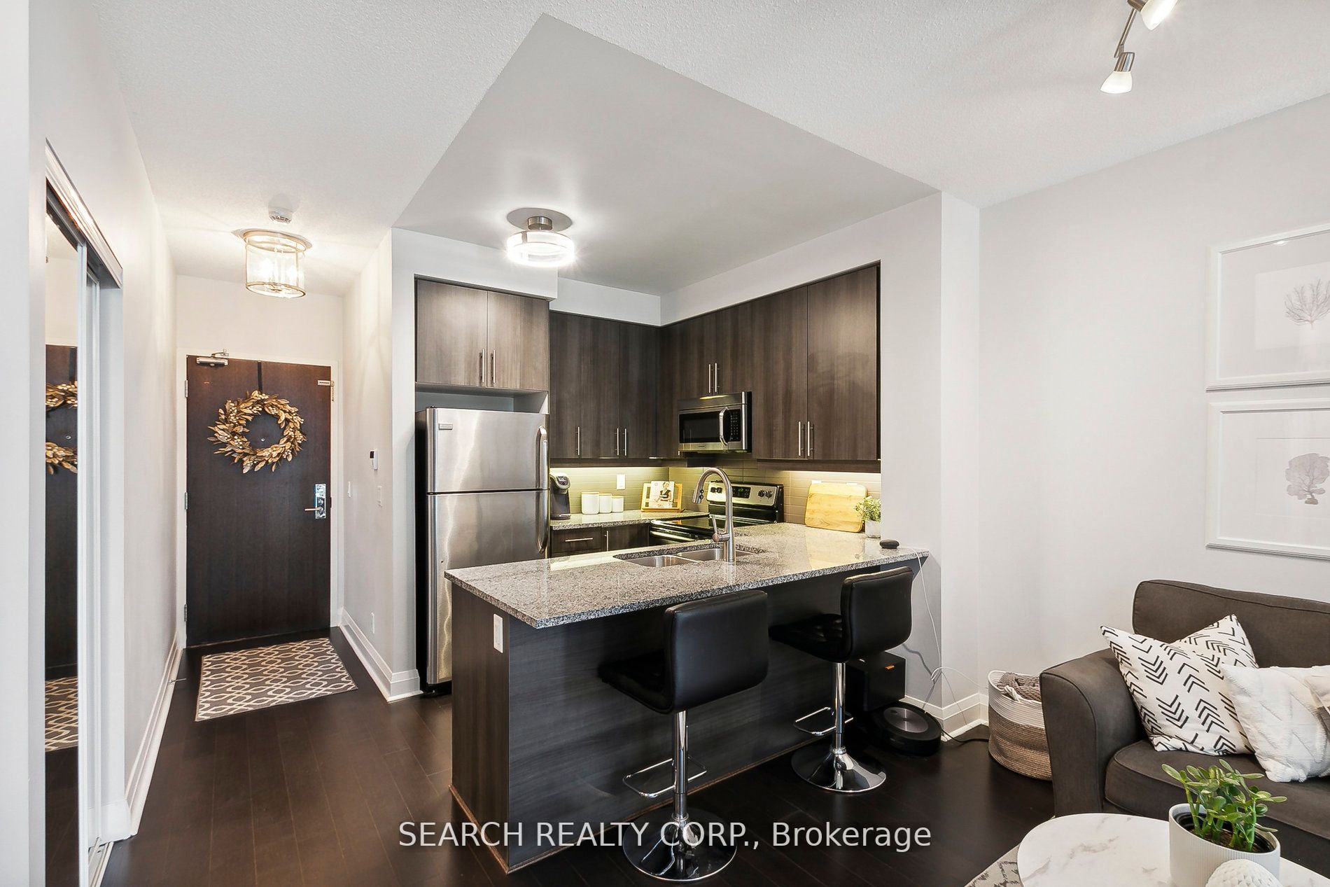 1185 The Queensway, #427