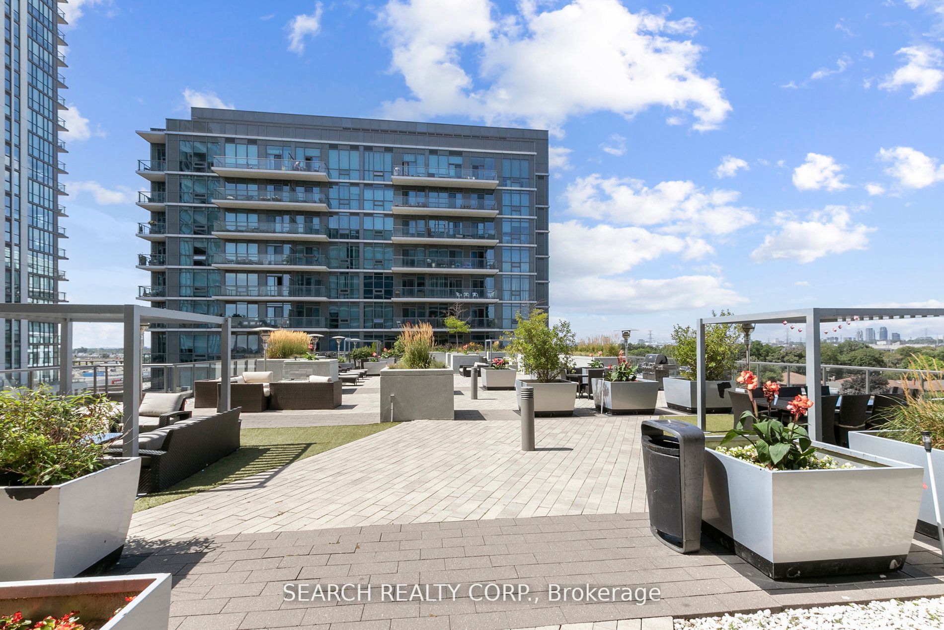 1185 The Queensway, #427