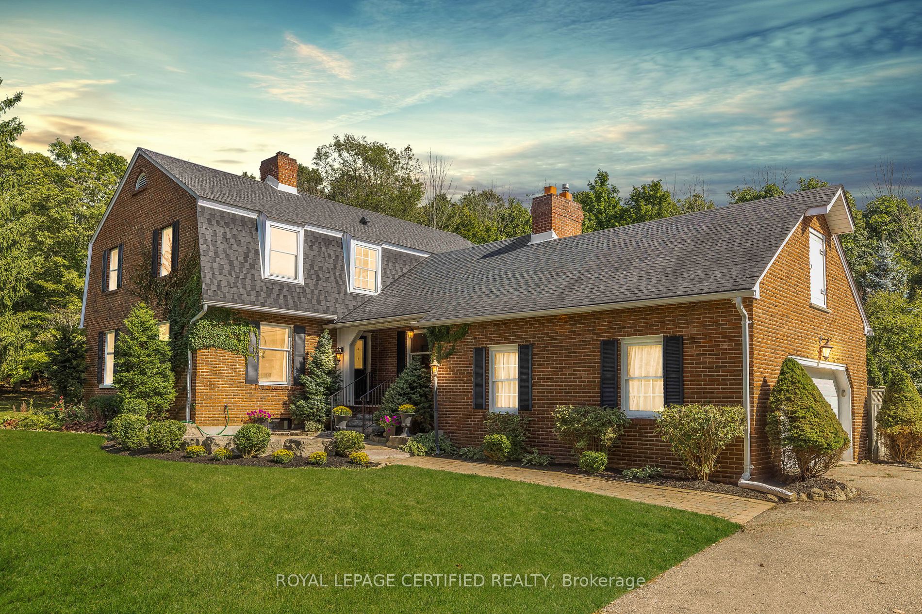 11 Woodland Crt