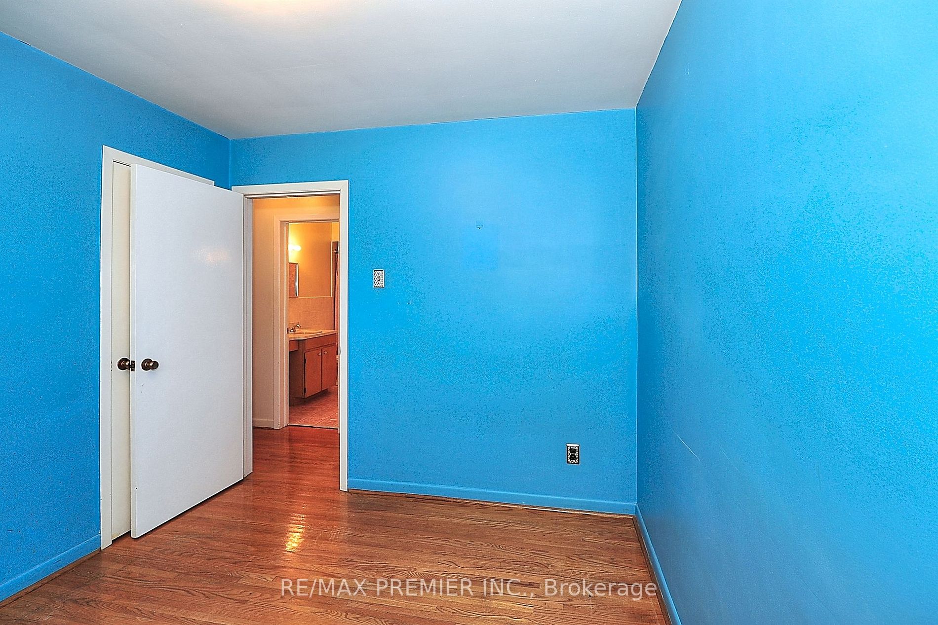 Listing W7002610 - Large Photo # 11