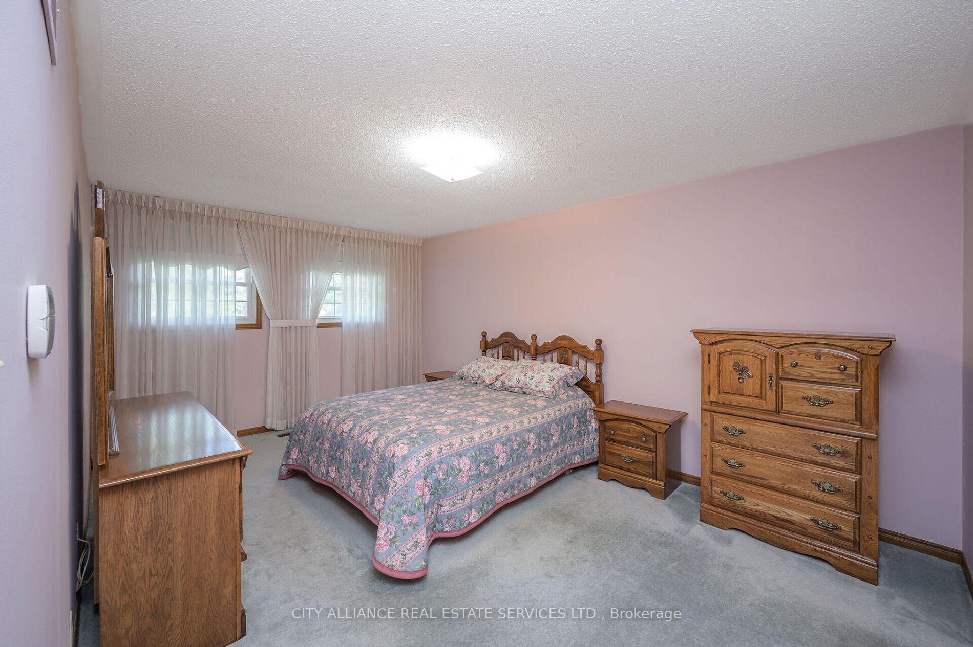 1130 Manor Road