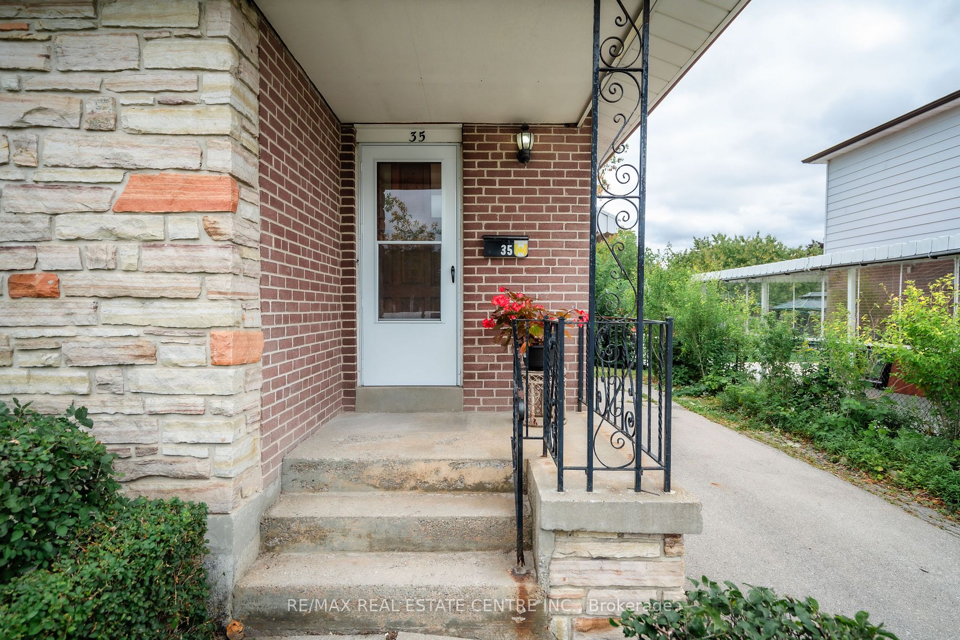 Listing W7002672 - Large Photo # 28