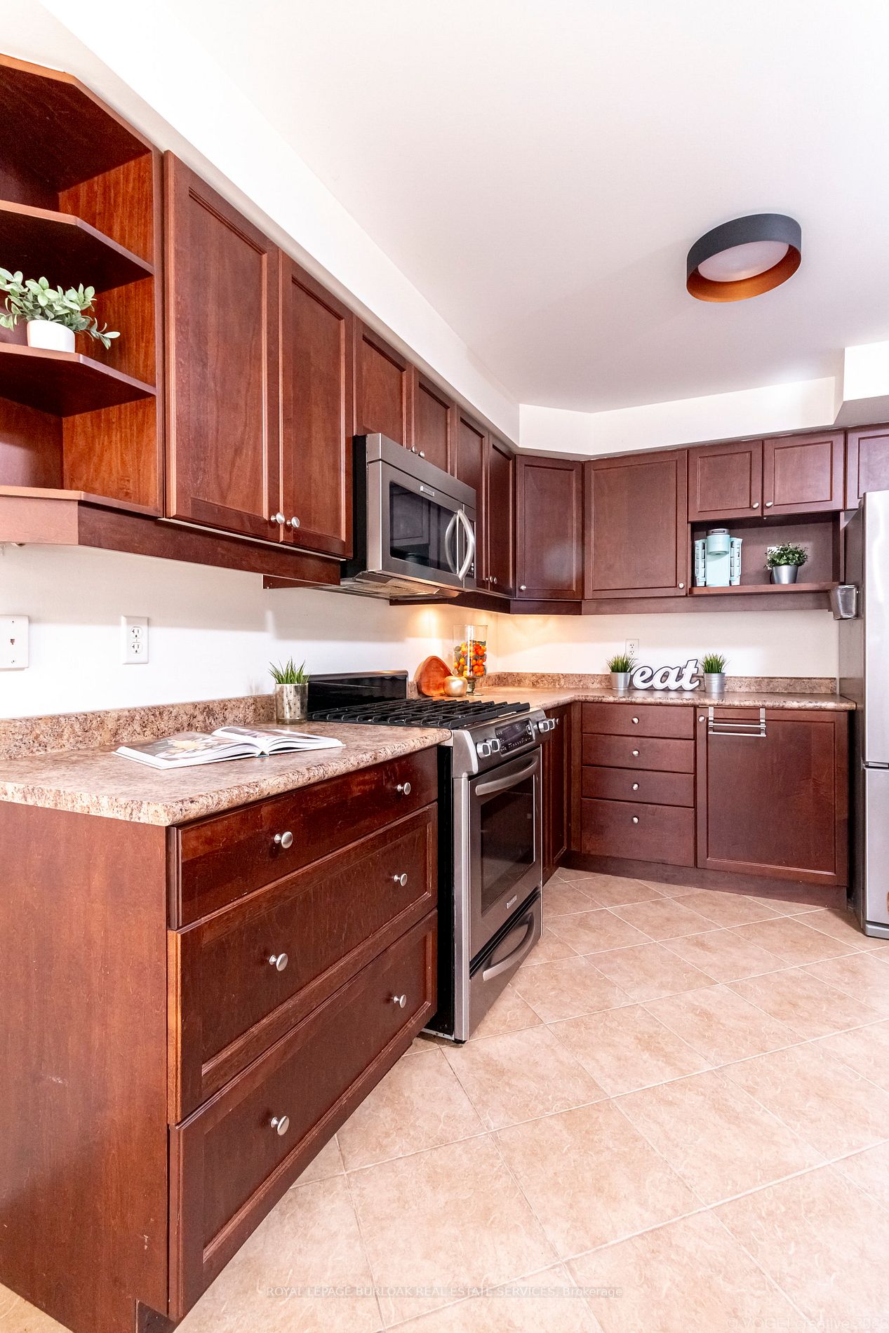 4842 Verdi St
