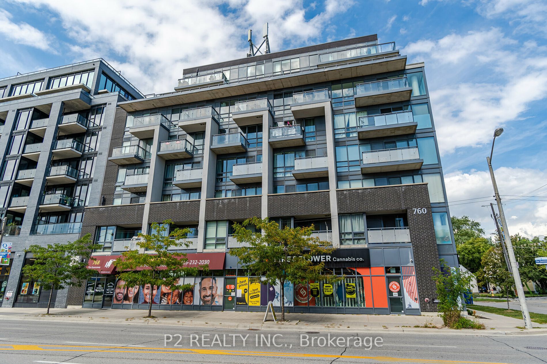 760 The Queensway N, #504