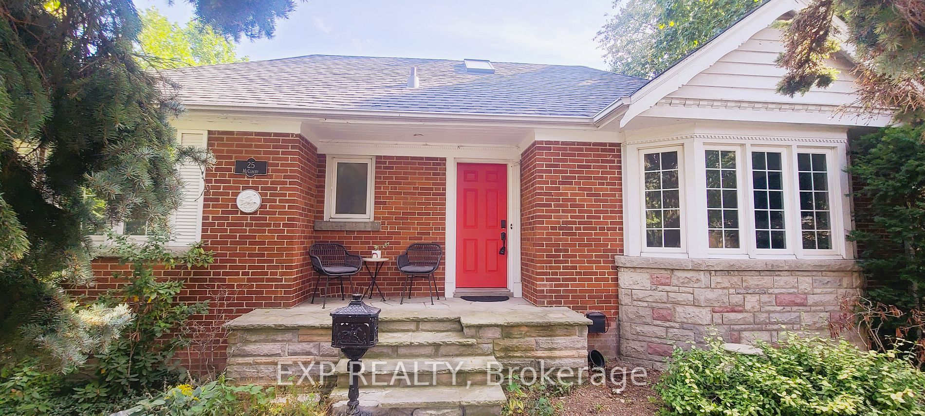 25 Mcclinchy Ave