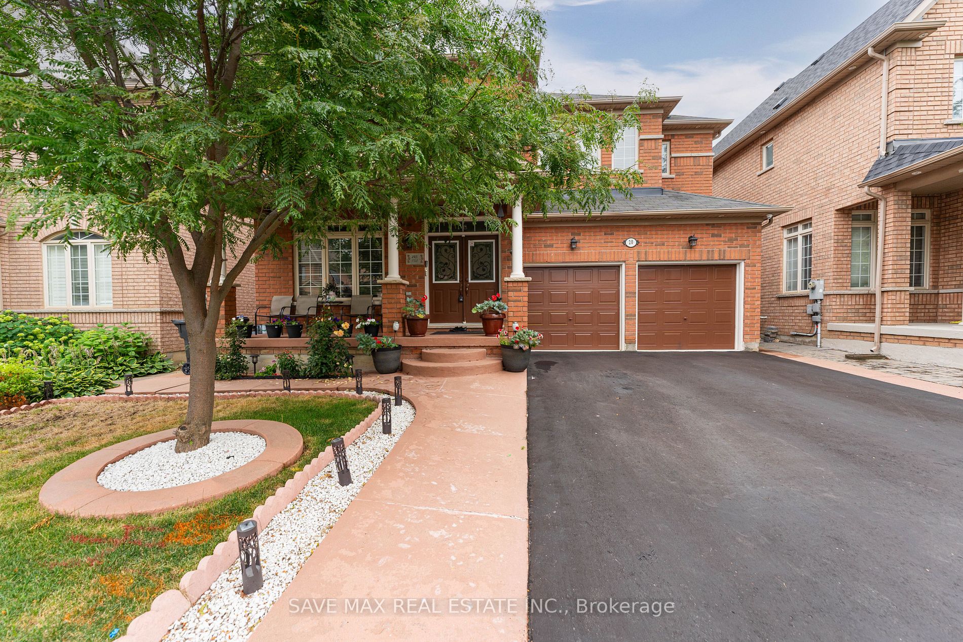 20 Ungava Bay Rd