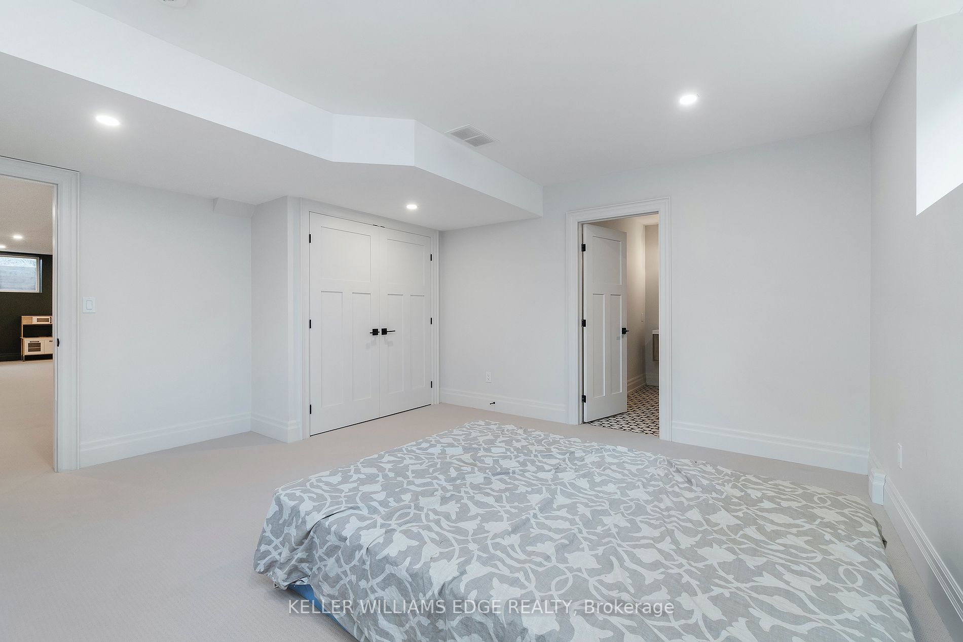 288 Sumach Drive