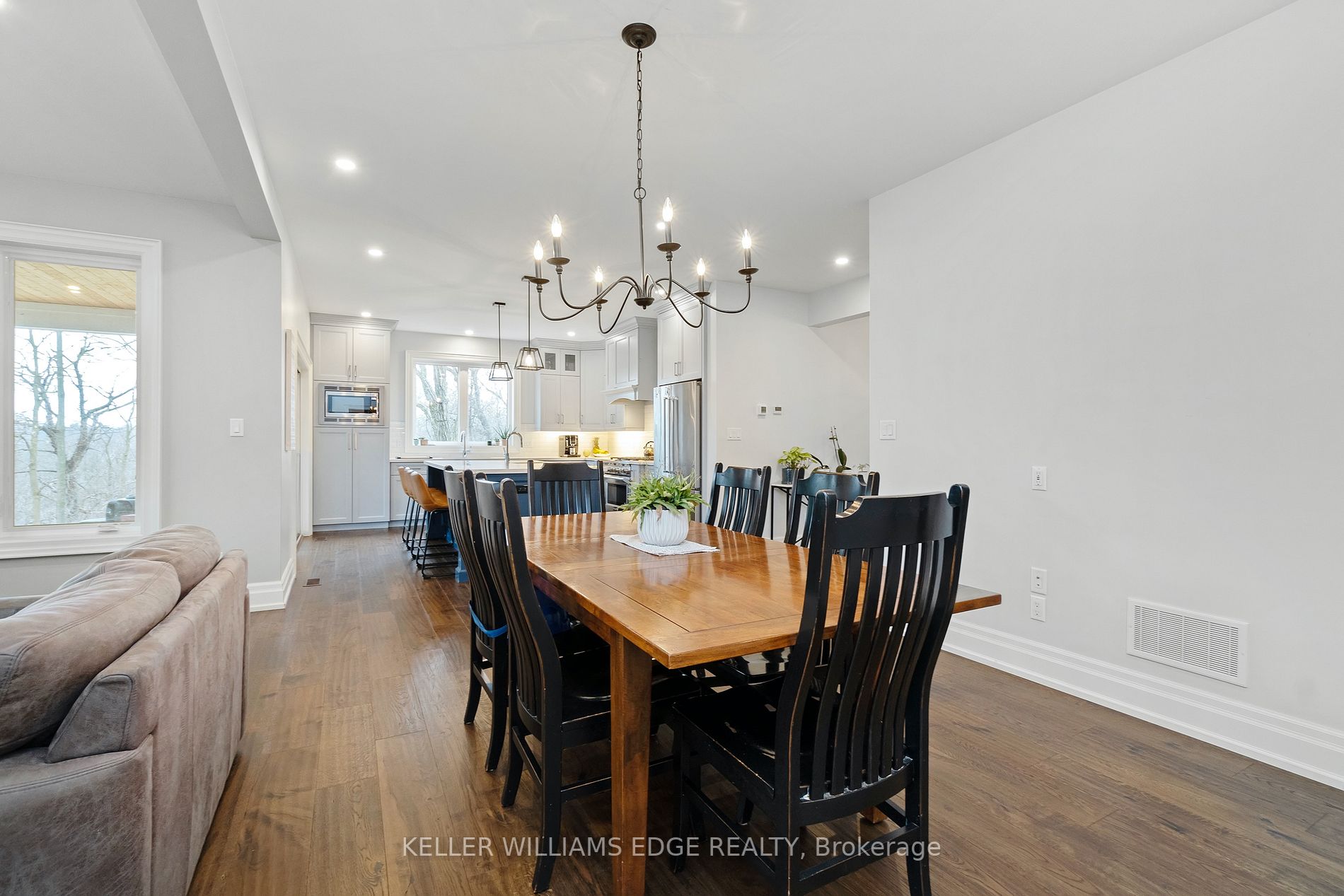 288 Sumach Drive