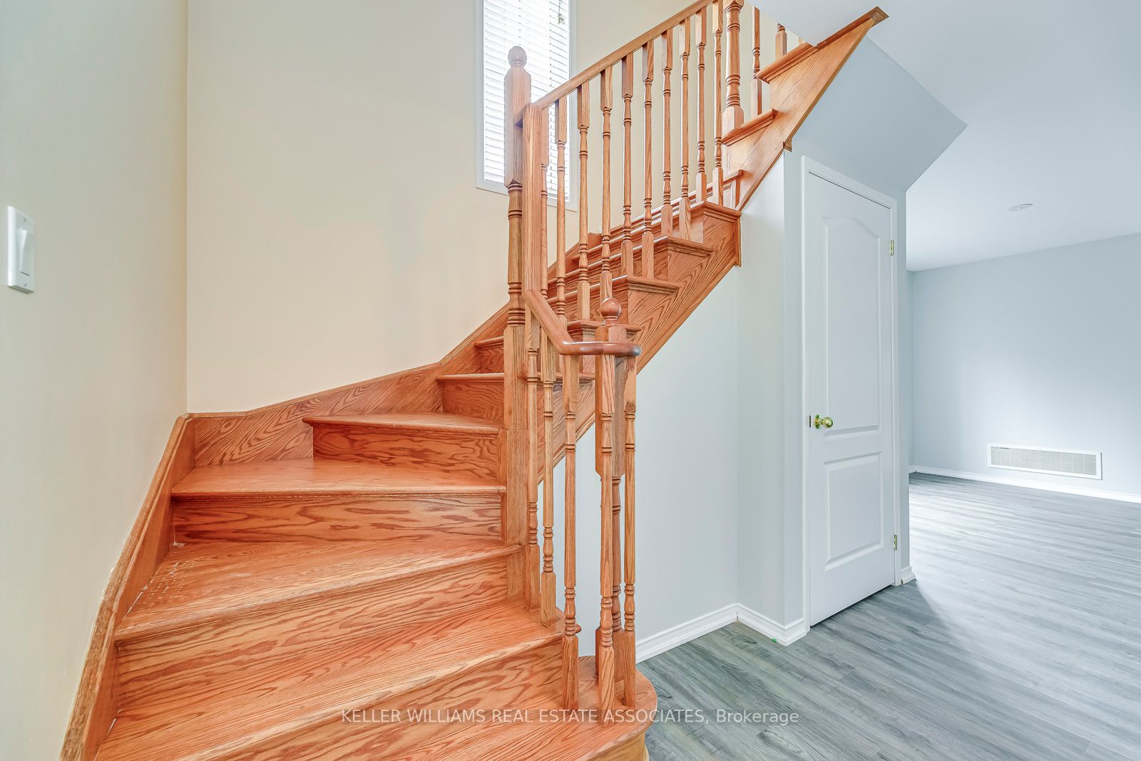 724 Sauve Street