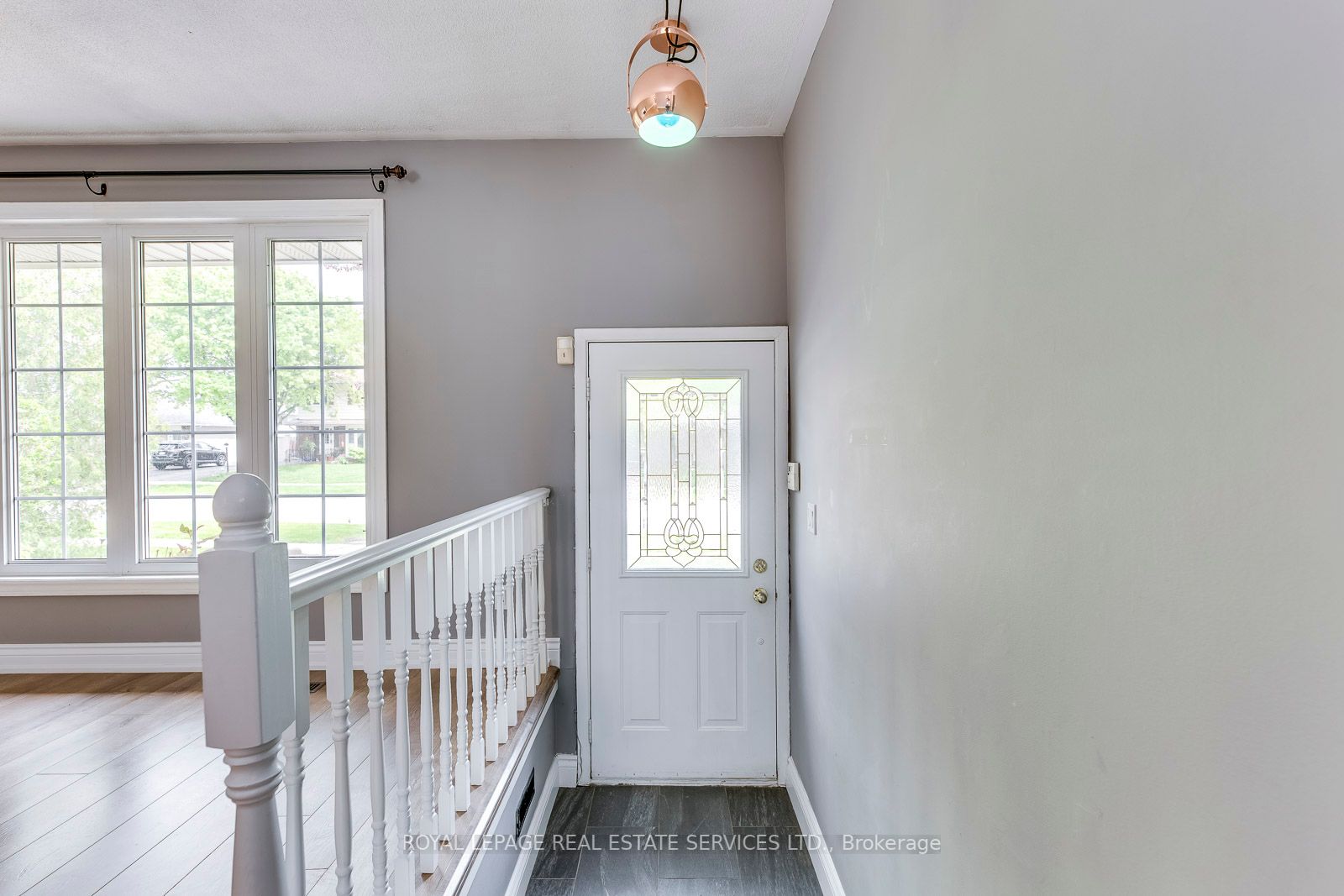 59 Mccraney Street W