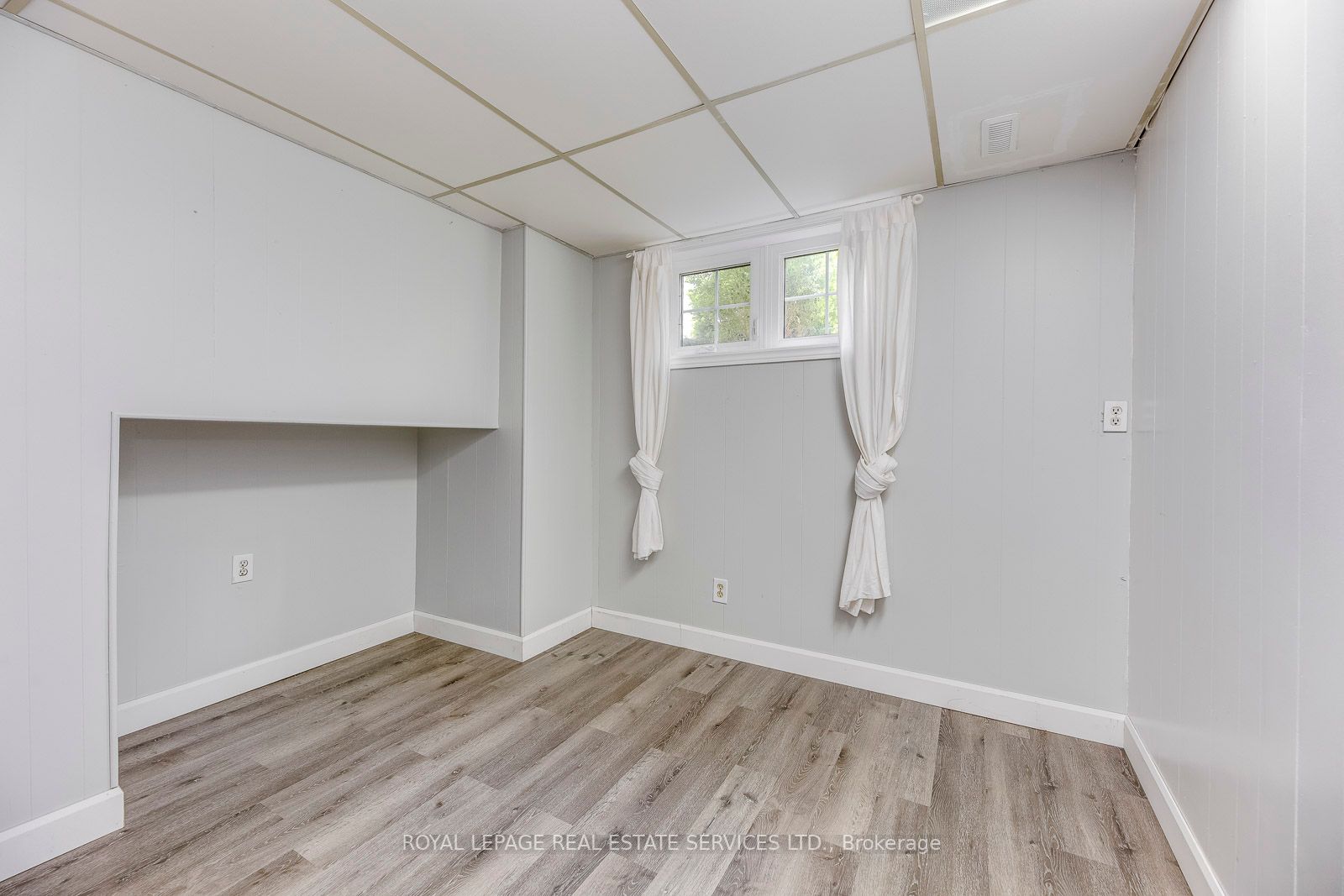 59 Mccraney Street W