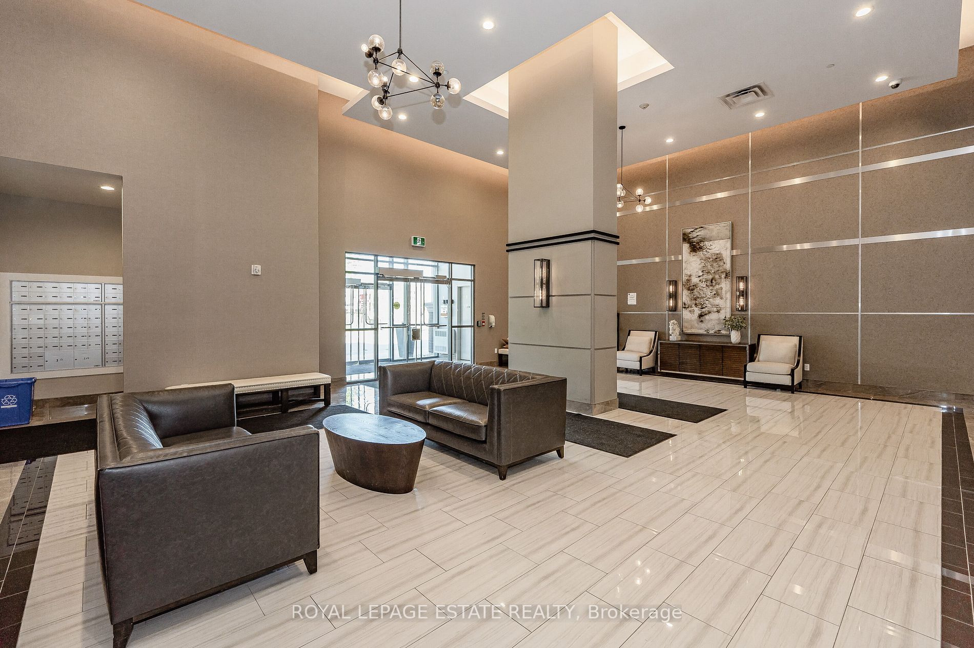 2486 Old Bronte Road, #422