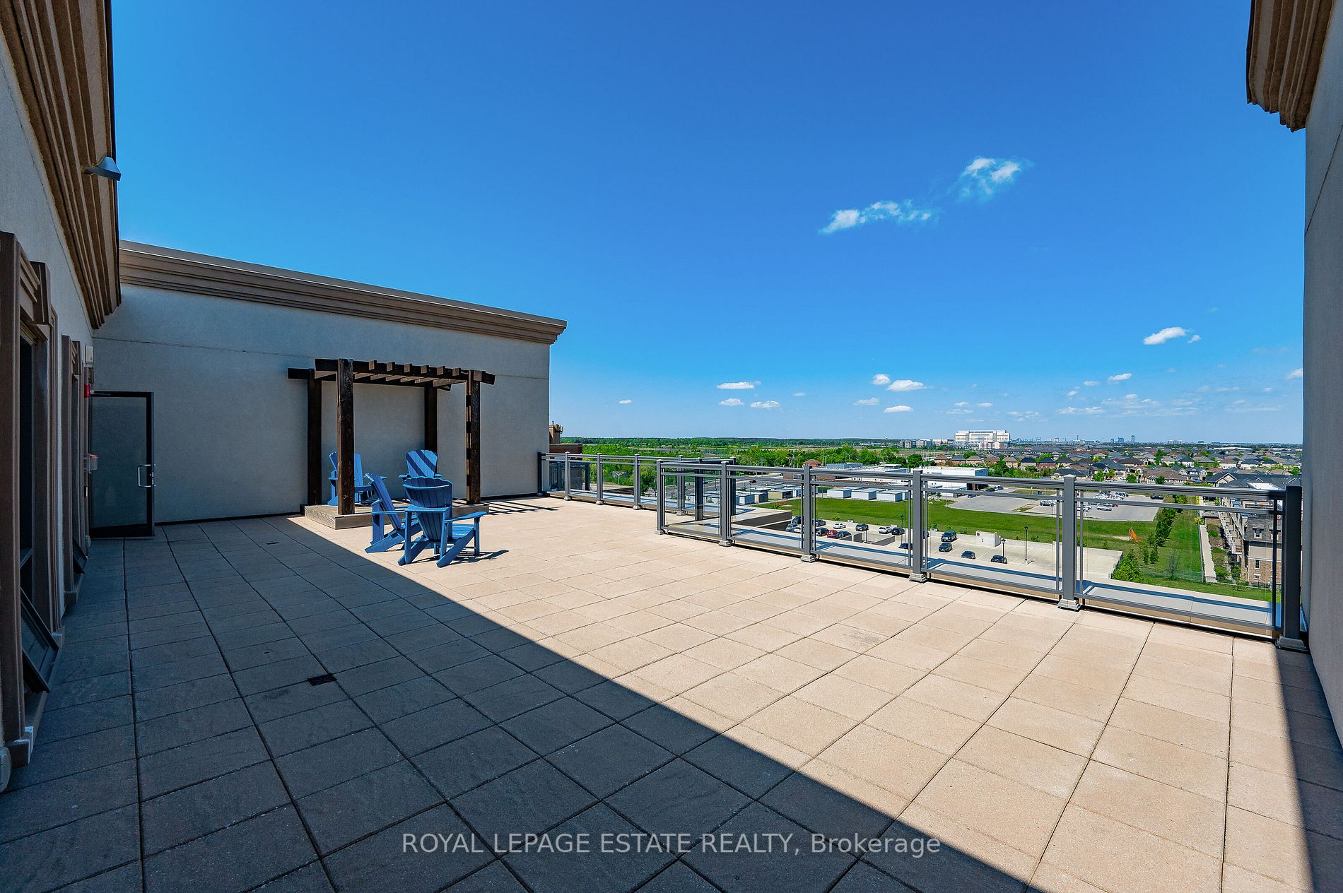 2486 Old Bronte Road, #422