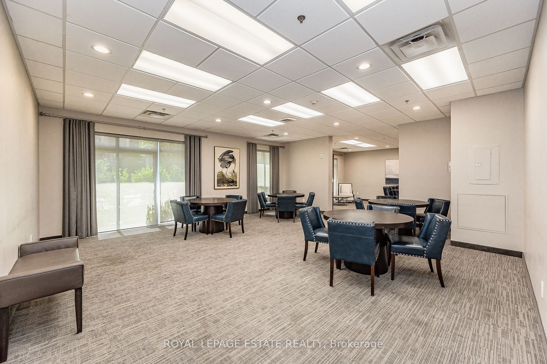2486 Old Bronte Road, #422