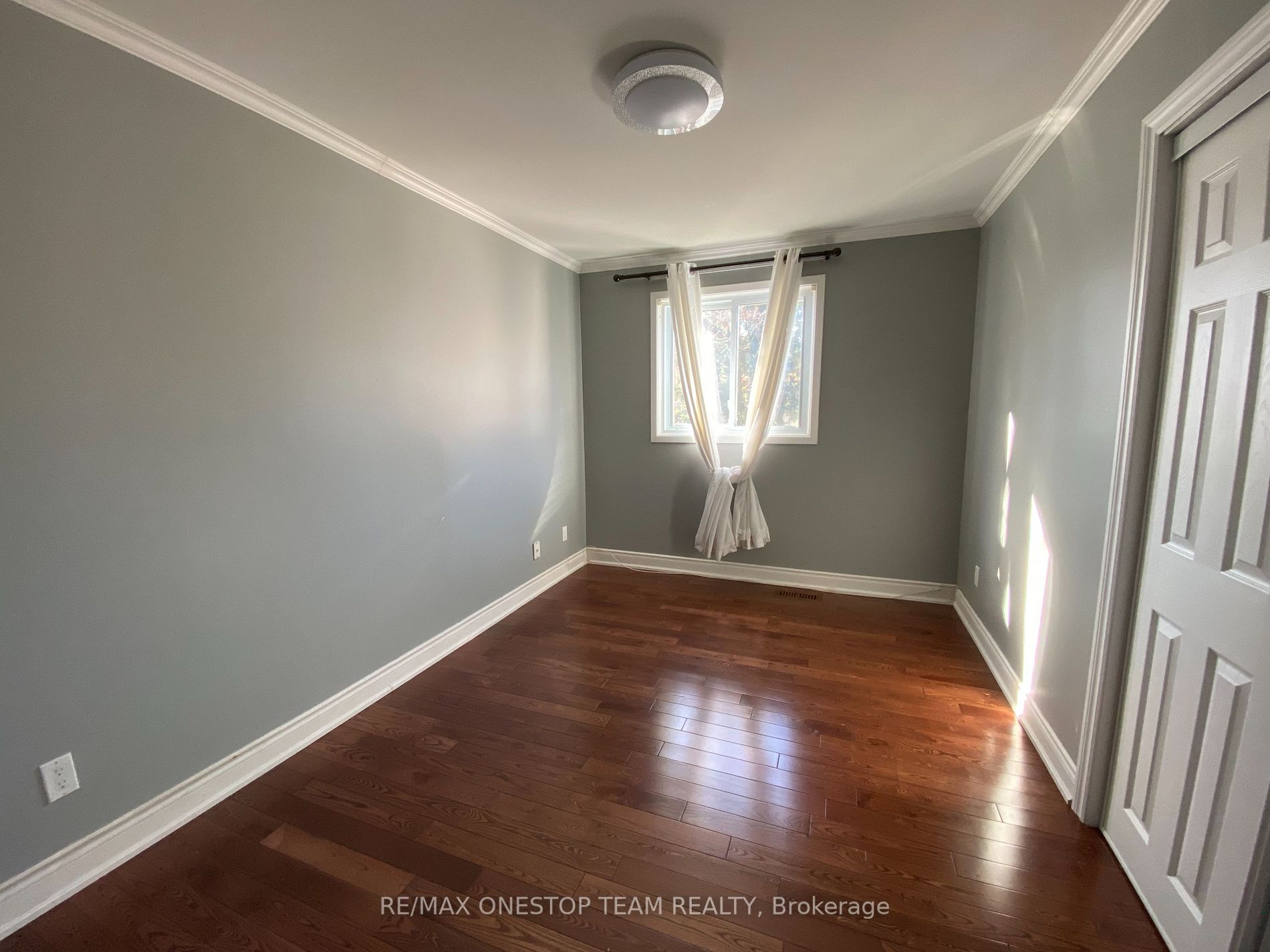 1218 Lambeth Road