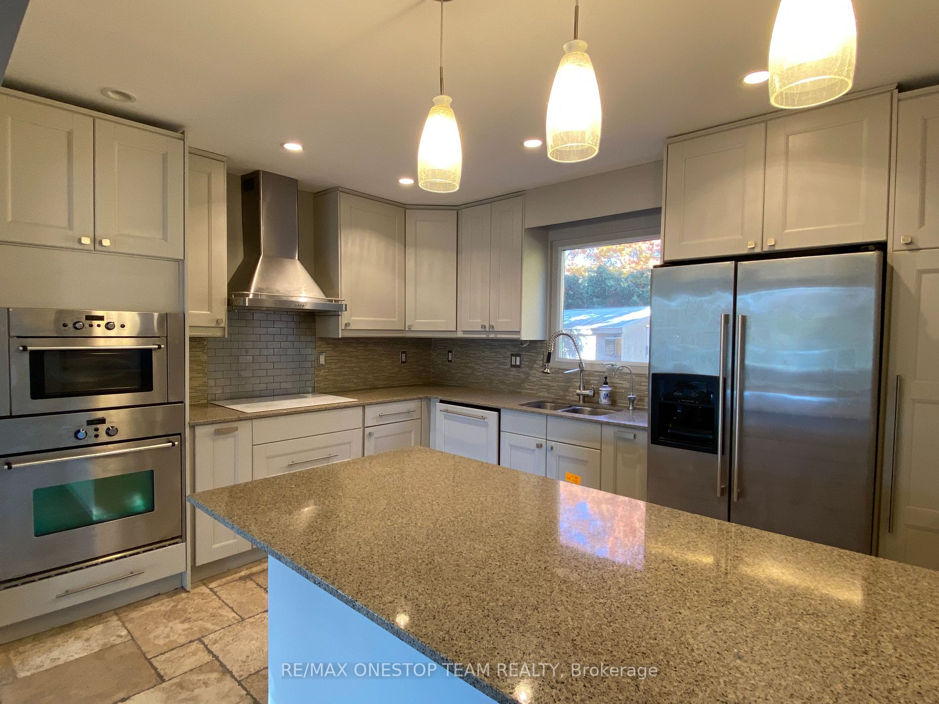 1218 Lambeth Road