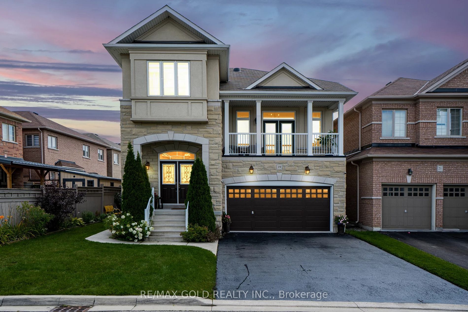 19 Lockport Cres