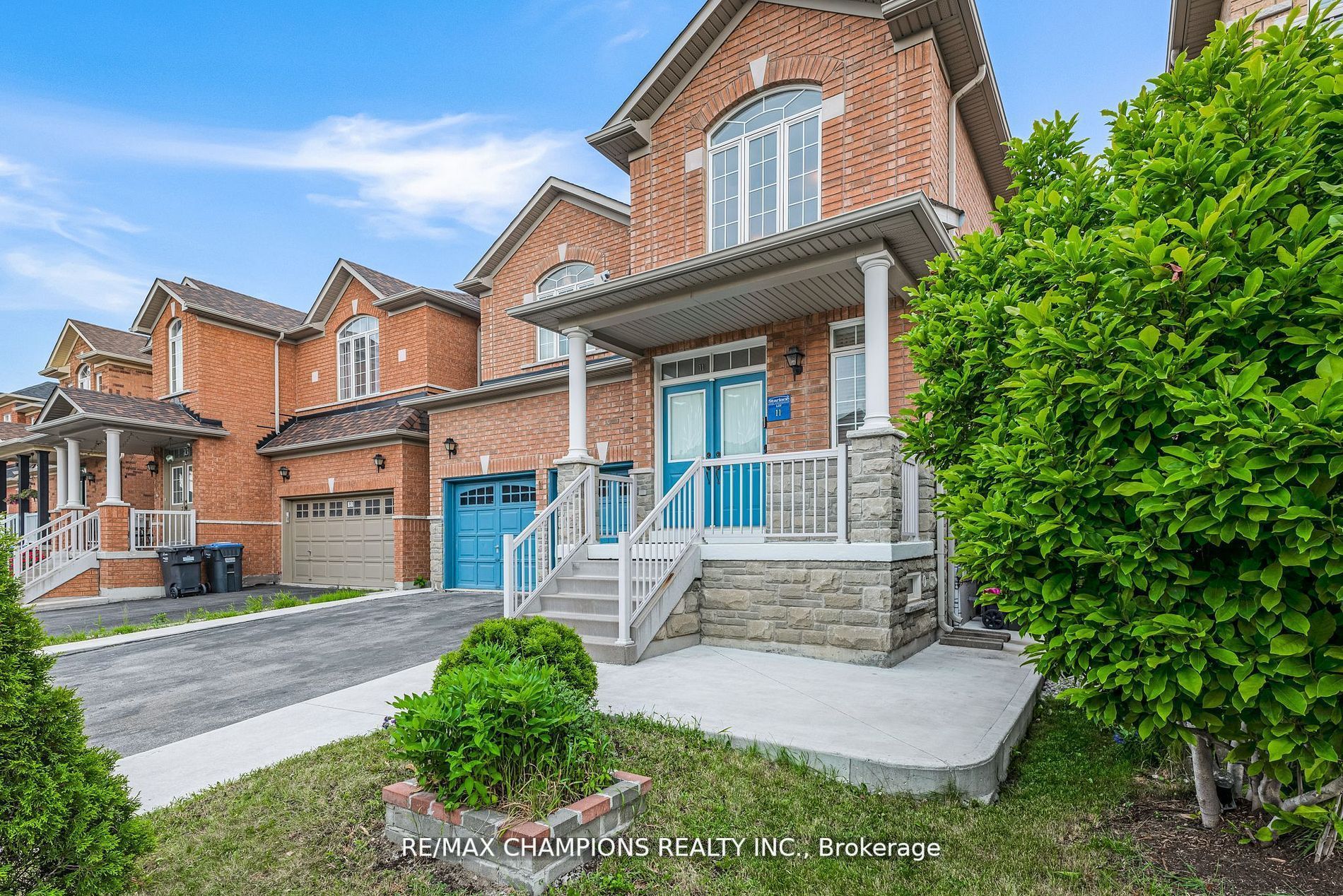 11 Cape Dorset Cres