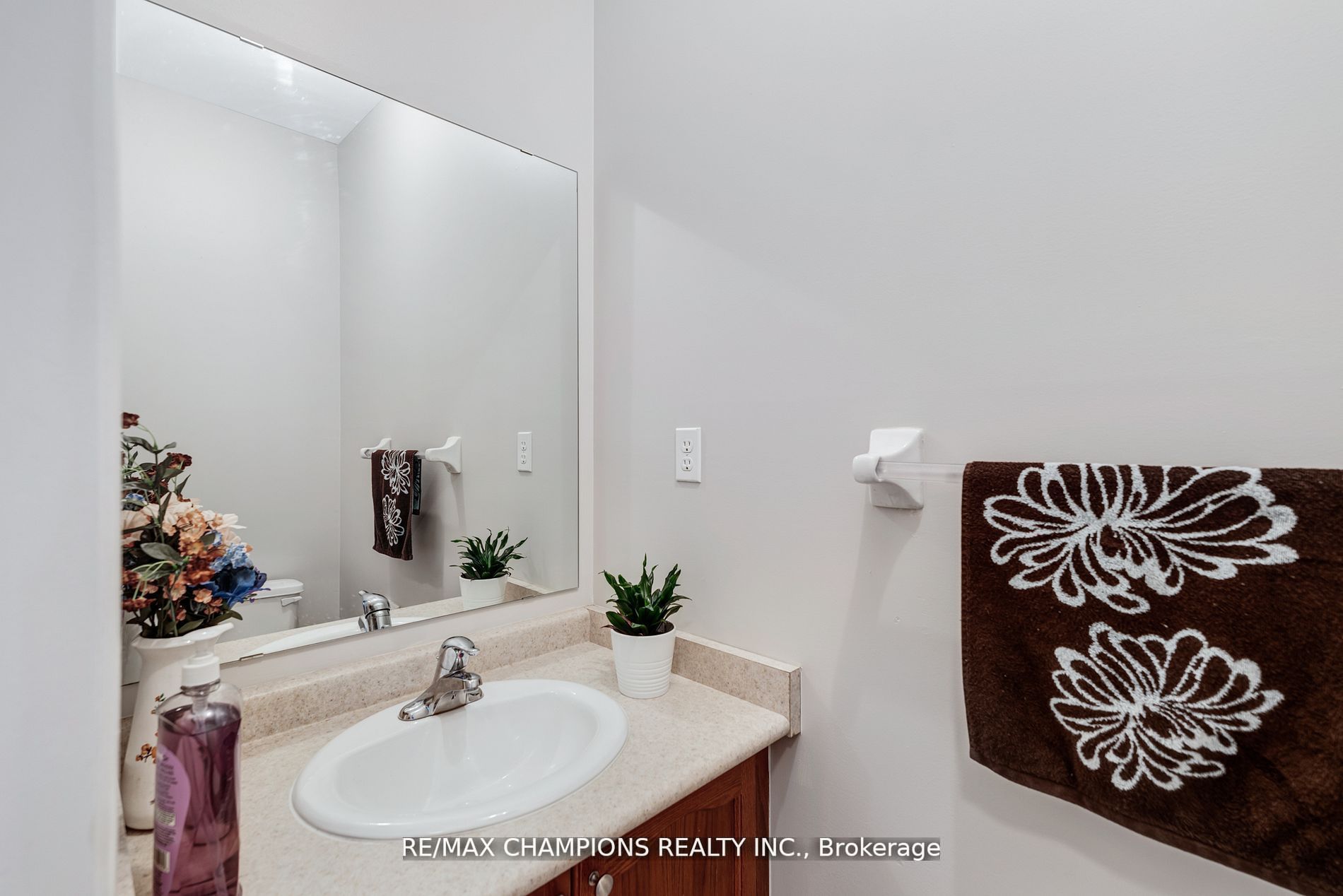 11 Cape Dorset Cres