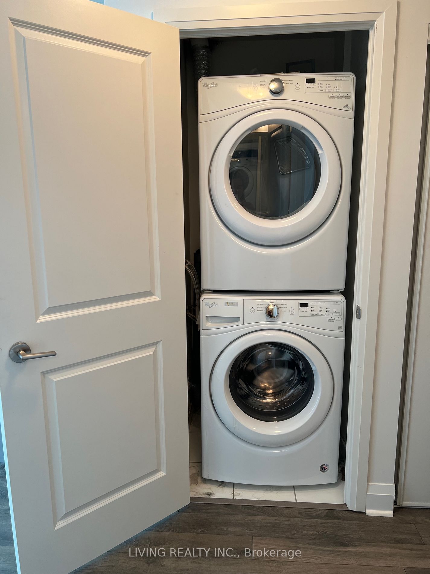 Listing W7003098 - Large Photo # 8