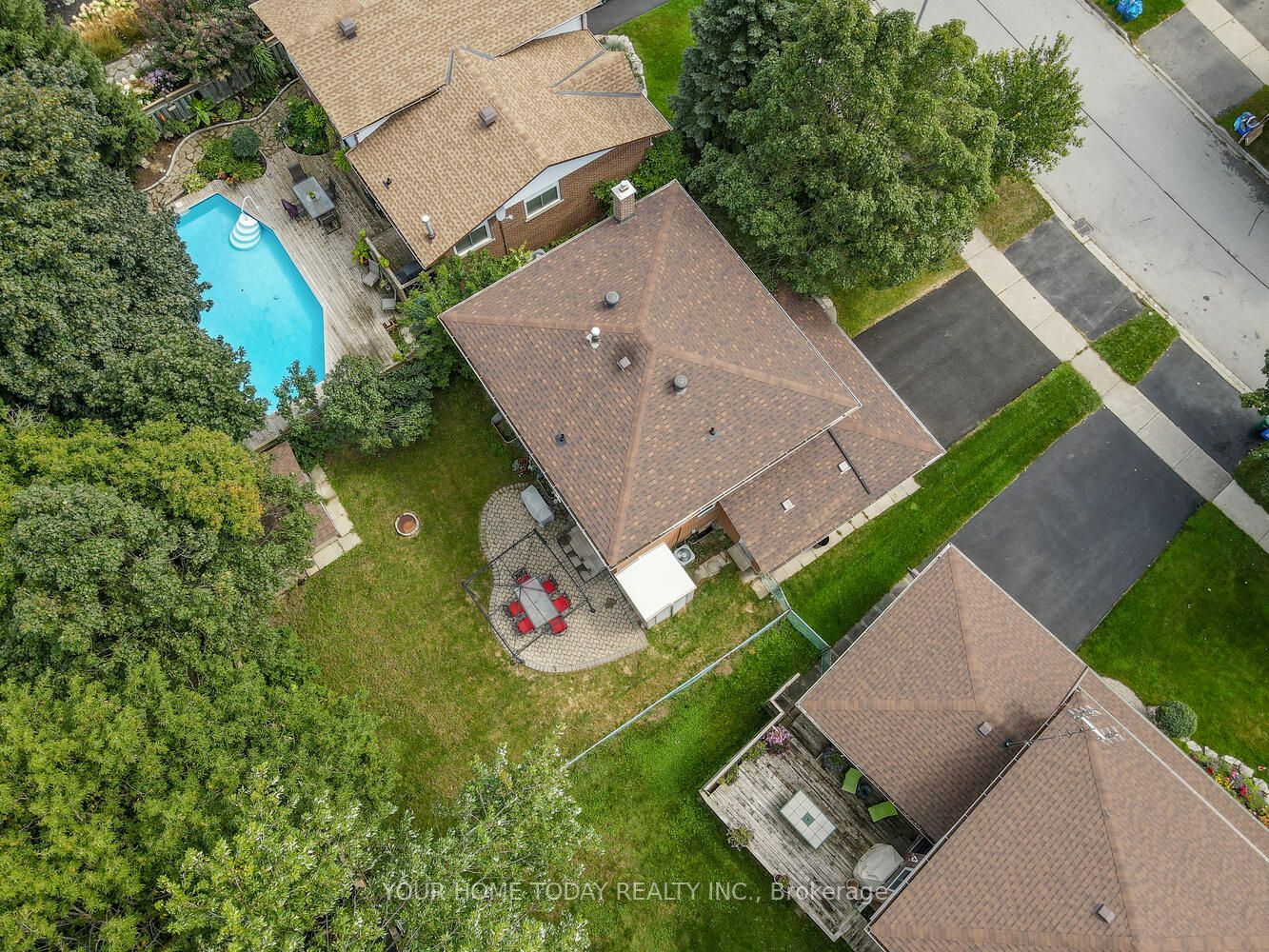 Listing W7003100 - Large Photo # 32