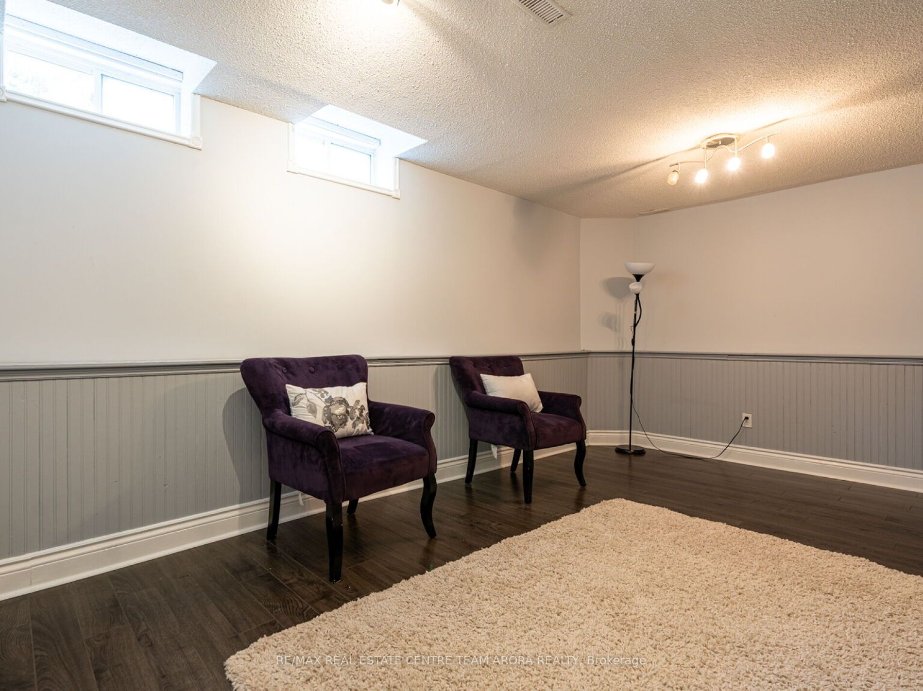 96 Summerdale Cres