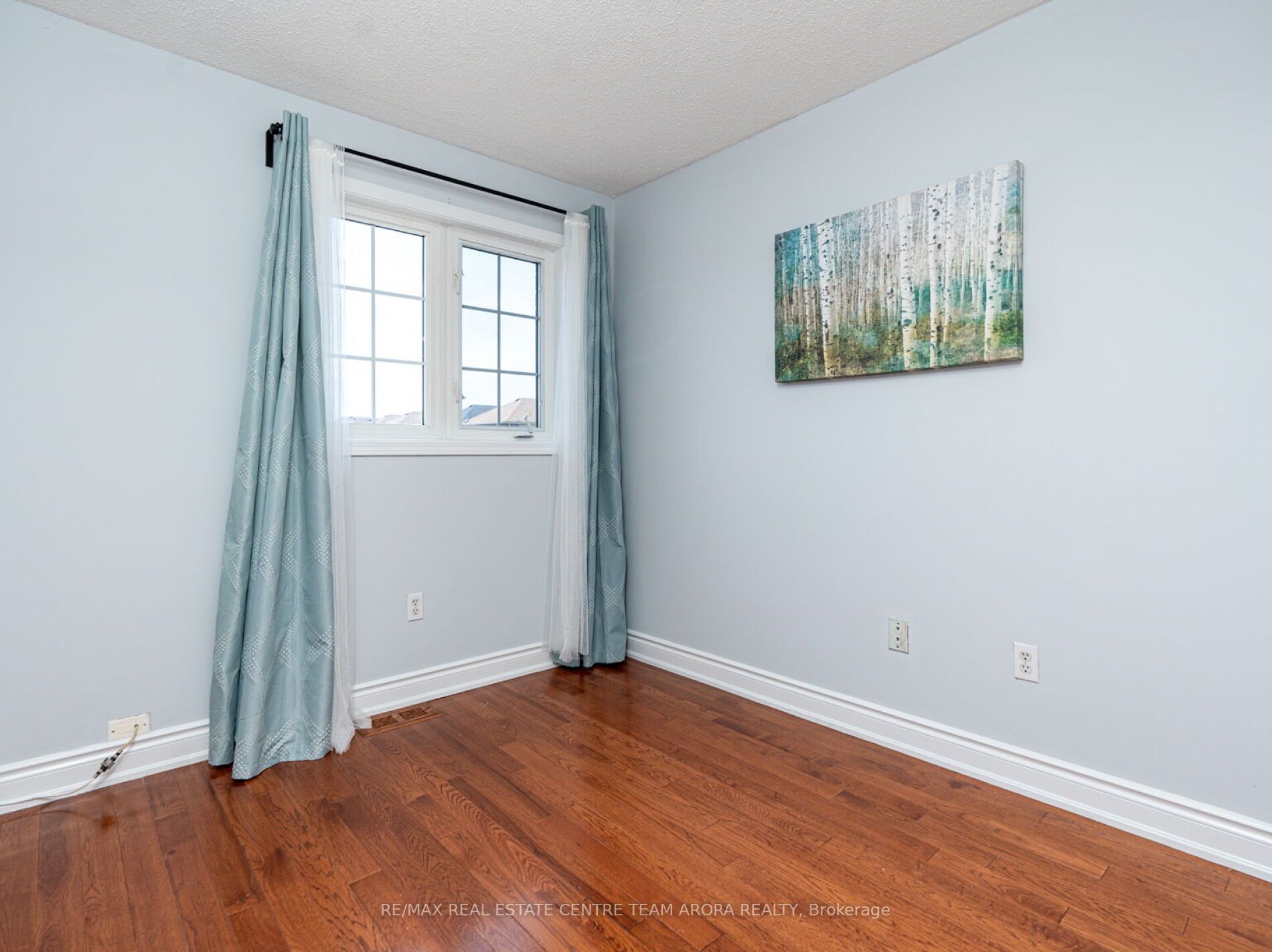 96 Summerdale Cres