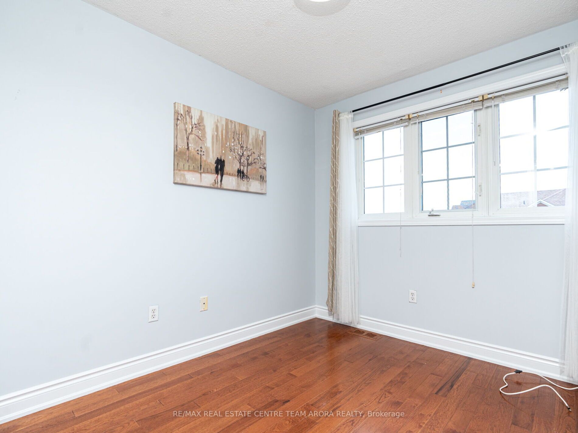 96 Summerdale Cres
