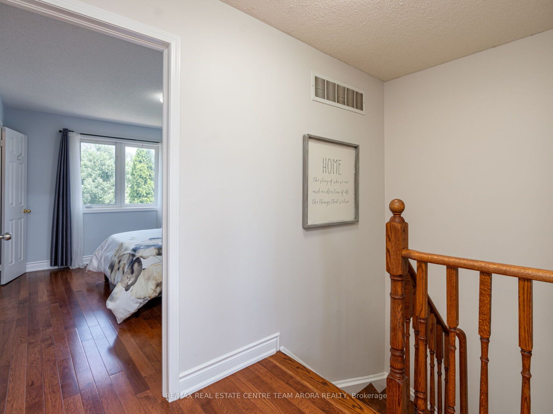 96 Summerdale Cres