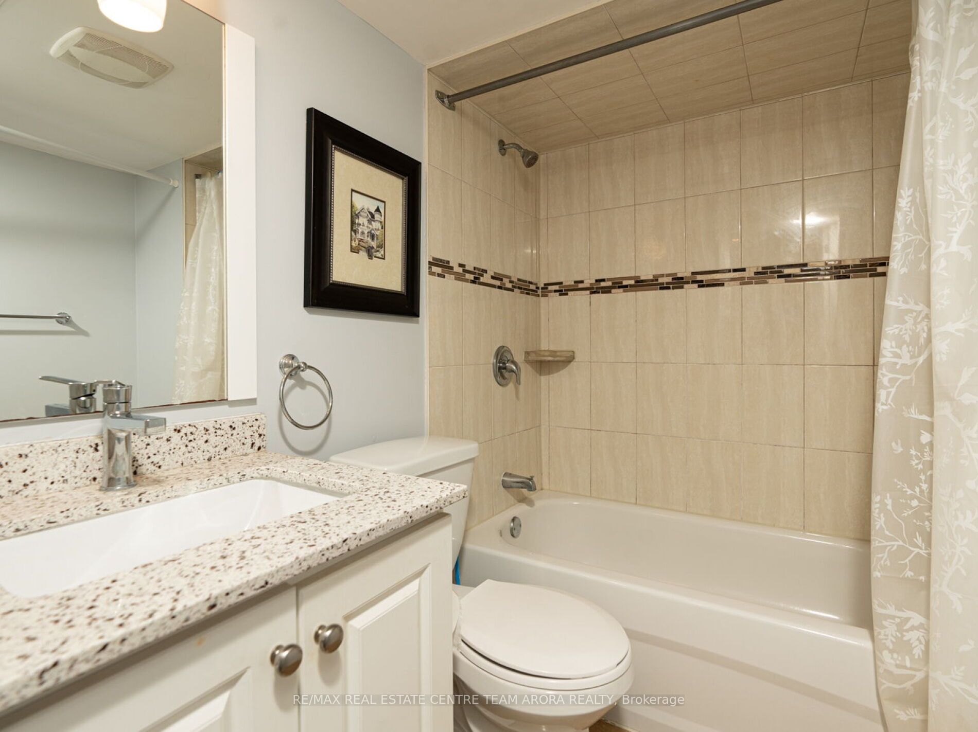 96 Summerdale Cres