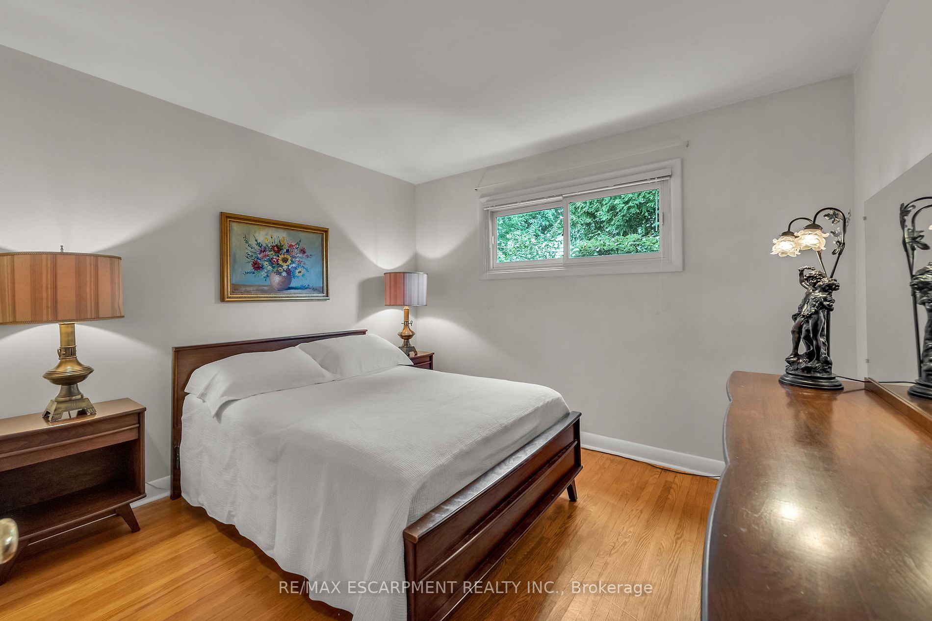 968 Glen Acres Crt N
