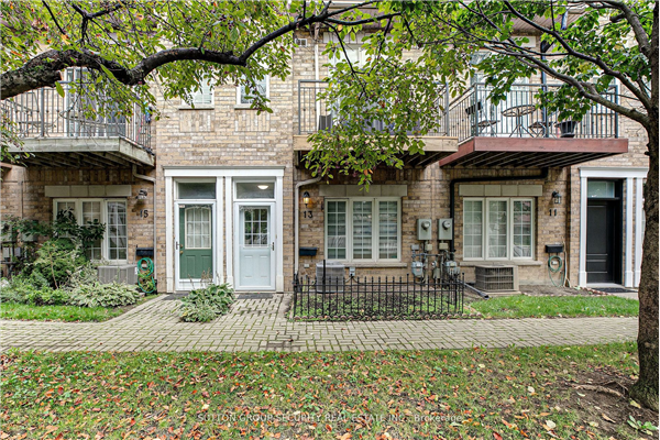 13 Bijou Walk, Toronto