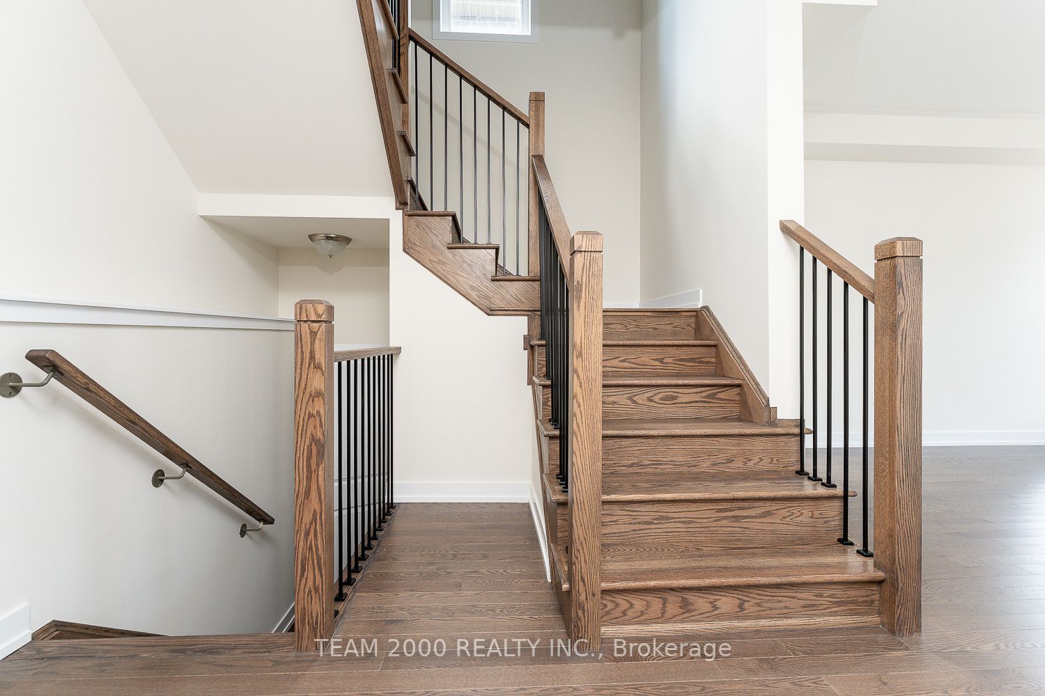 609 LeatherLeaf Landing