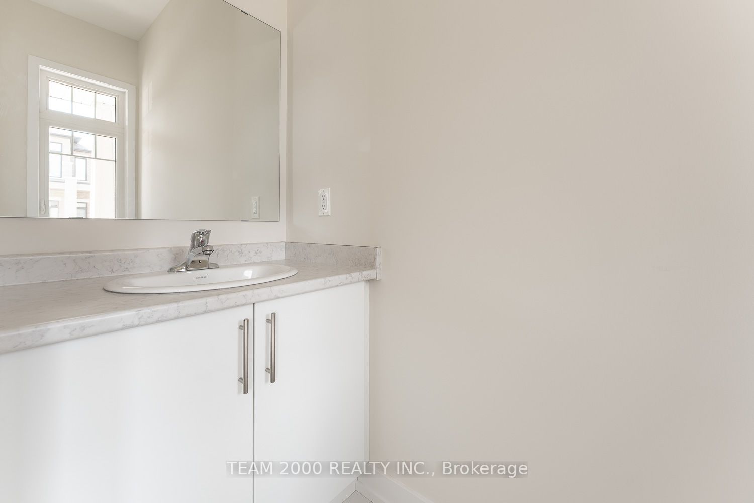 609 LeatherLeaf Landing