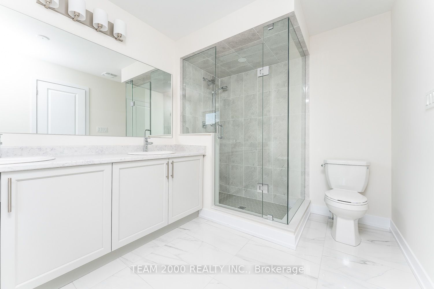 609 Leatherleaf Landing