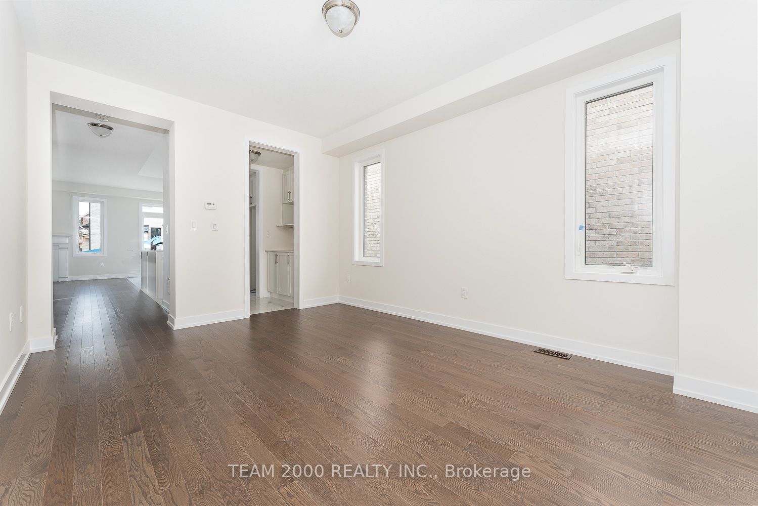 609 LeatherLeaf Landing