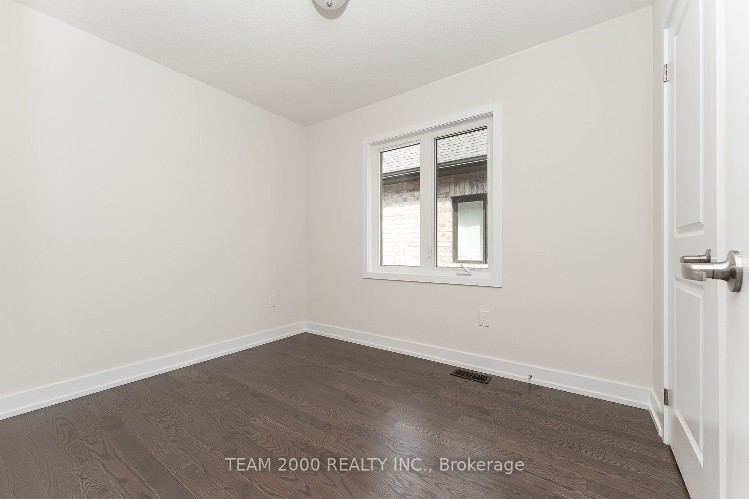 609 LeatherLeaf Landing