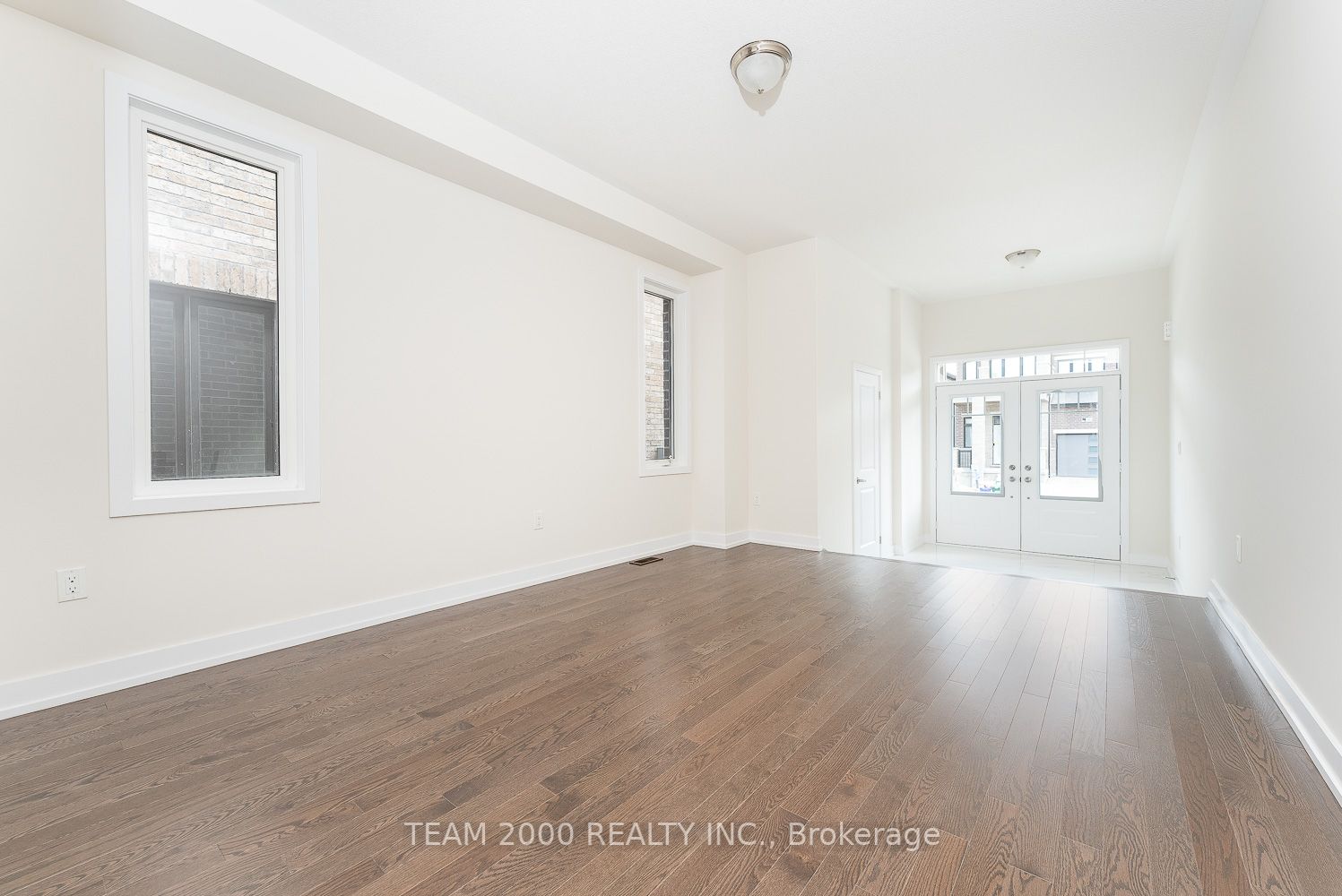 609 LeatherLeaf Landing