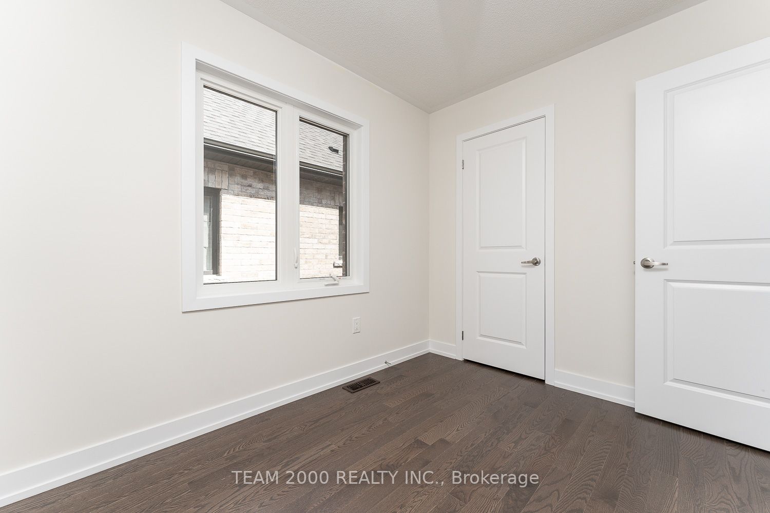609 LeatherLeaf Landing